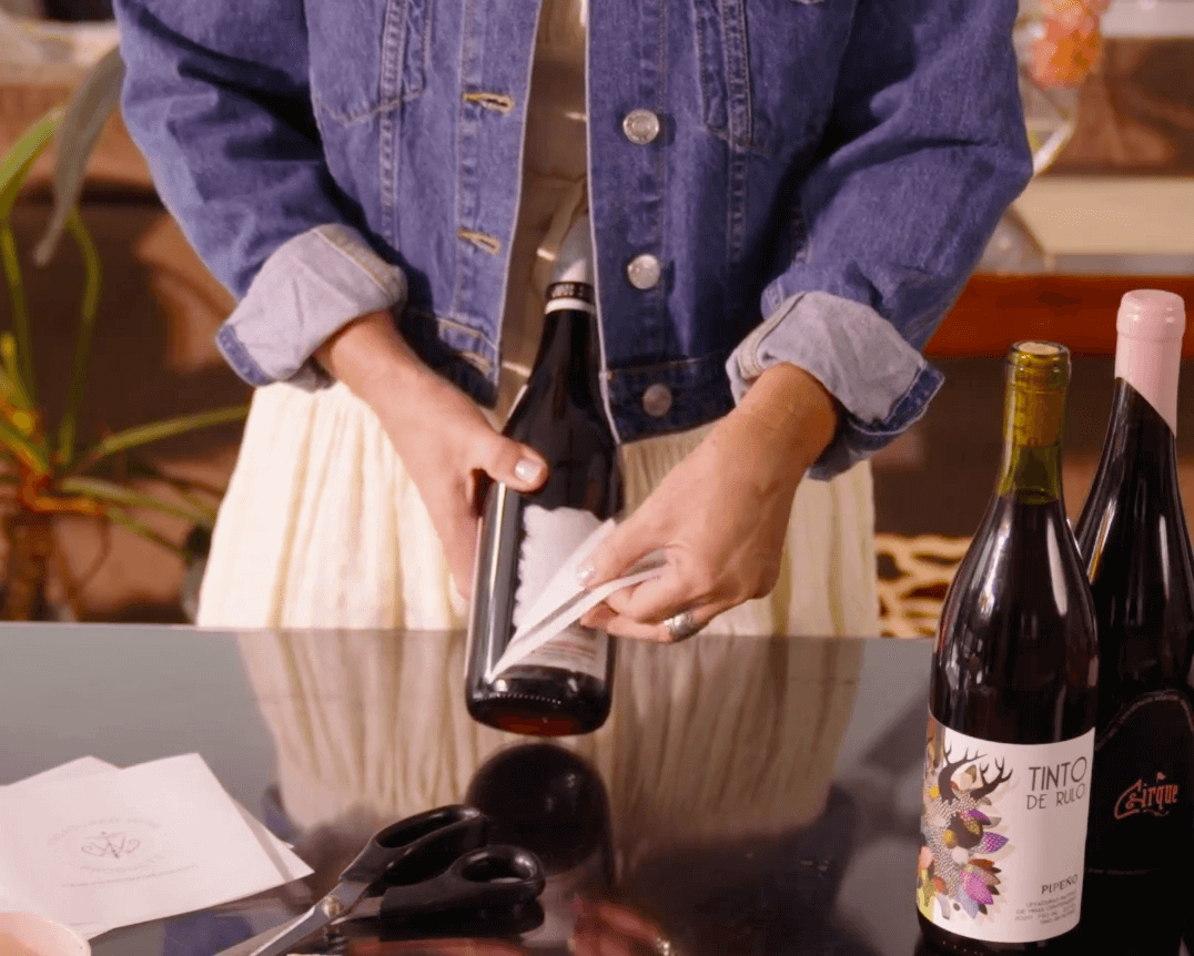Tips & Tricks for Removing Wine Bottle Labels – From Years of Experience